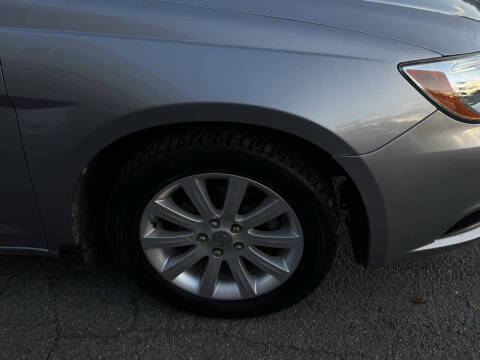 2013 Chrysler 200 Touring