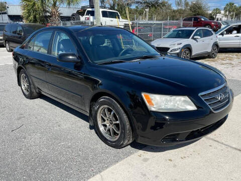2009 Hyundai Sonata for sale at AUTOBAHN MOTORSPORTS INC in Orlando FL