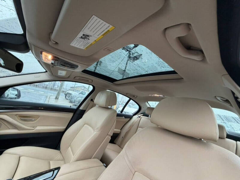 2016 BMW 5 Series 528i xDrive