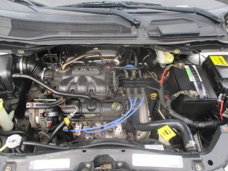 2010 Chrysler Town and Country LX