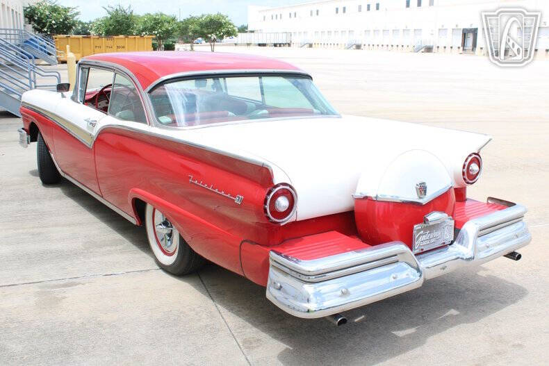 1957 Ford Fairlane