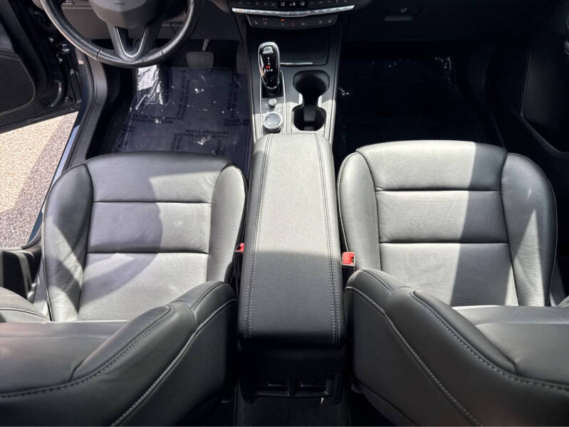 2021 Cadillac XT4 Premium Luxury