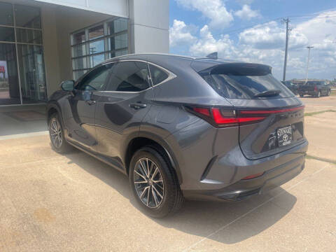 2025 Lexus NX 250 Premium