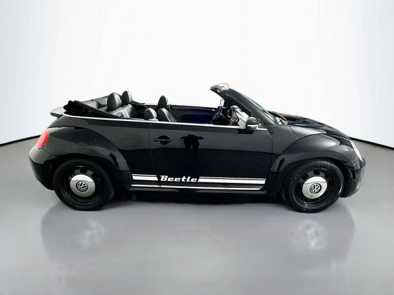 2013 Volkswagen Beetle Convertible