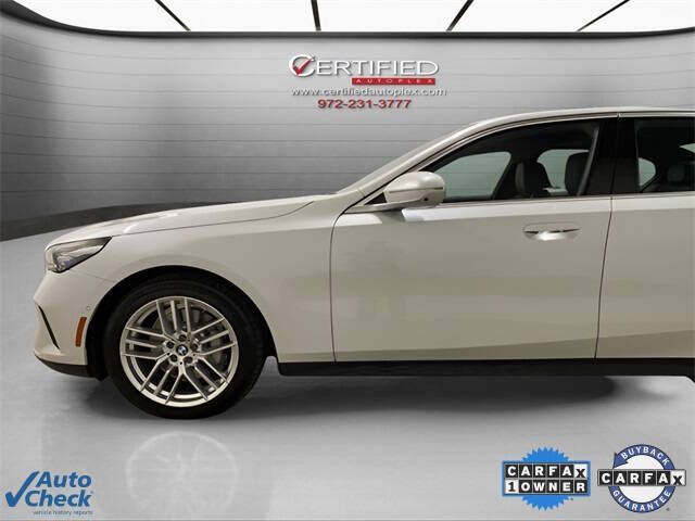 2025 BMW 5 Series 530i xDrive