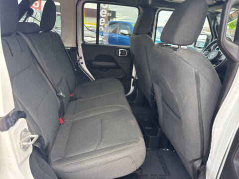 2024 Jeep Wrangler Sahara 4xe