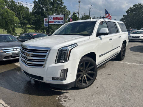2018 Cadillac Escalade ESV Platinum