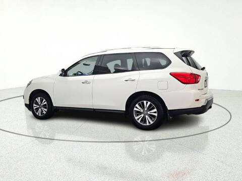 2020 Nissan Pathfinder SL