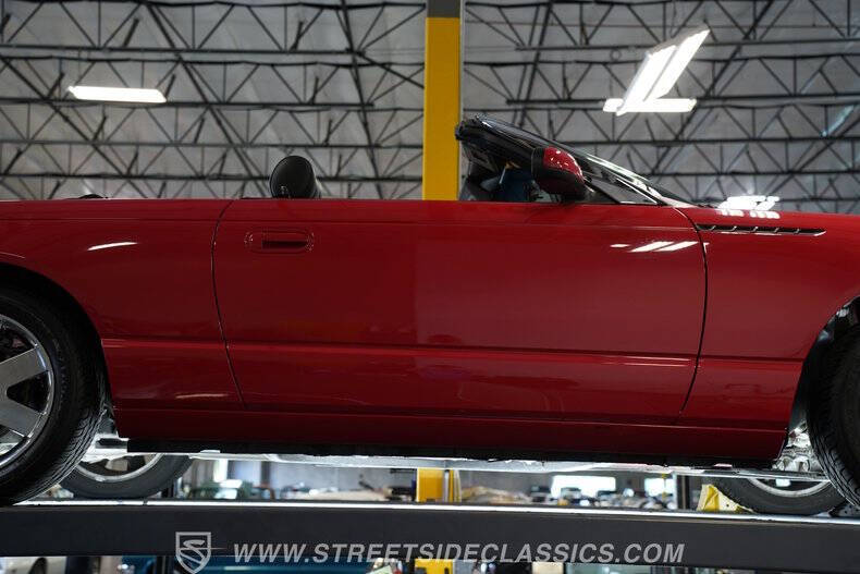 2002 Ford Thunderbird Deluxe
