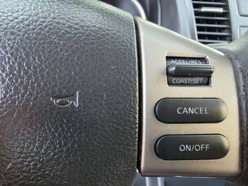 2009 Nissan Versa 1.8 S