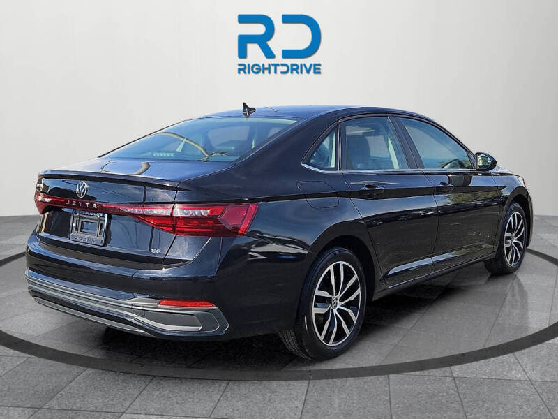 2025 Volkswagen Jetta SE