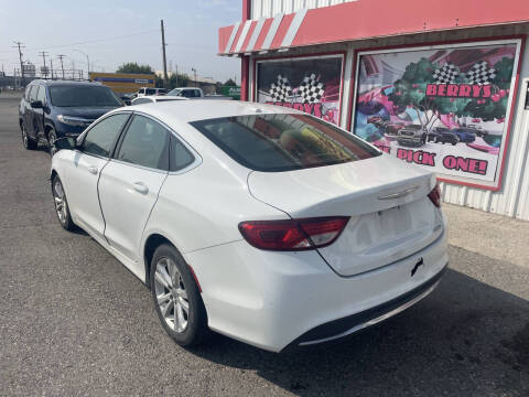2016 Chrysler 200 Limited