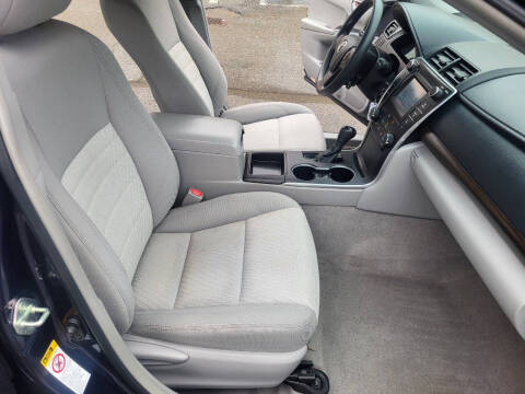 2015 Toyota Camry LE