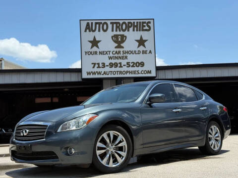 2012 Infiniti M37
