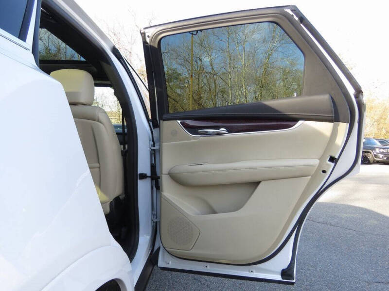 2017 Cadillac XT5 Premium Luxury