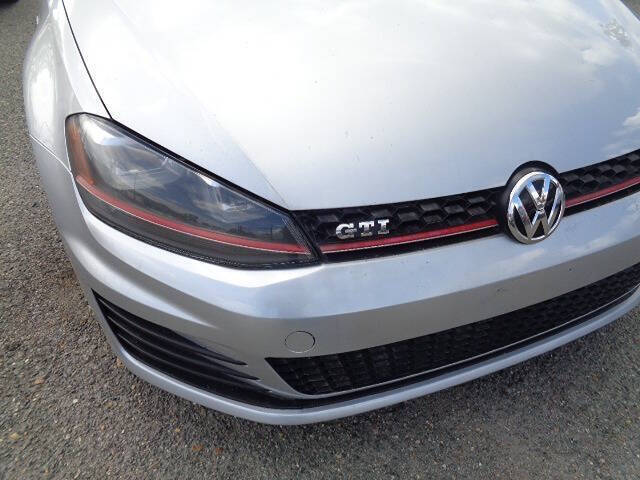 2015 Volkswagen Golf GTI SE
