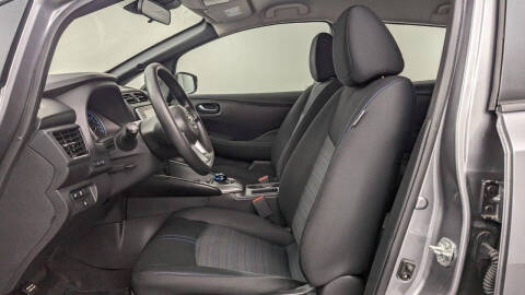 2022 Nissan LEAF S