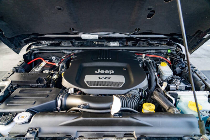 2017 Jeep Wrangler Unlimited Smoky Mountain