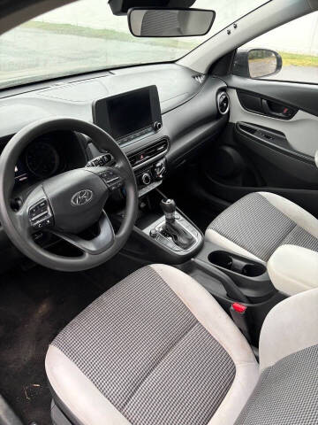 2022 Hyundai Kona SE