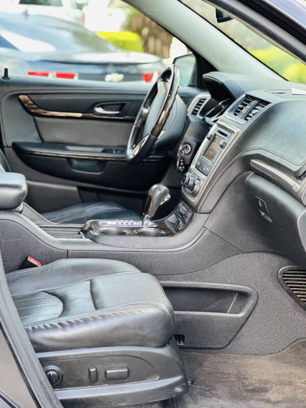 2015 GMC Acadia Denali