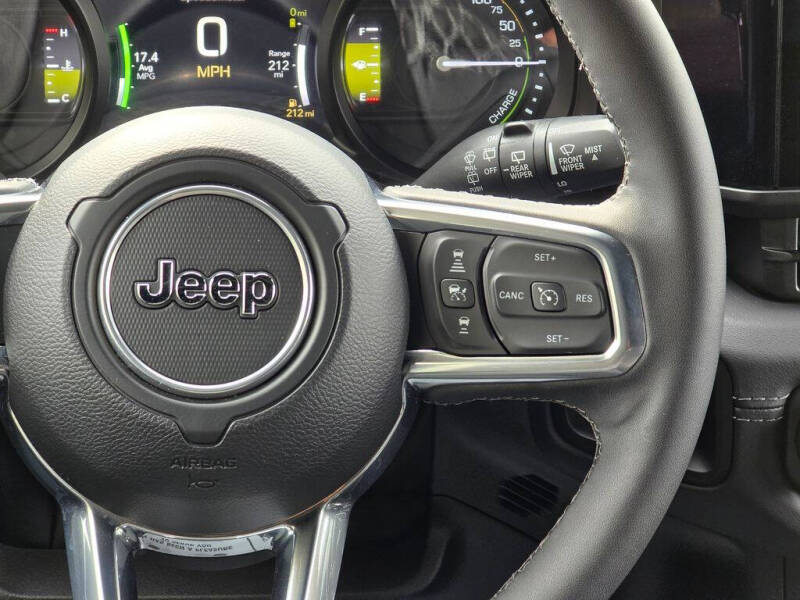 2025 Jeep Wrangler Sahara 4xe