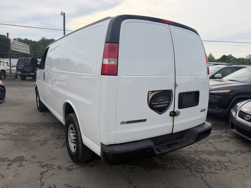 2017 Chevrolet Express 2500