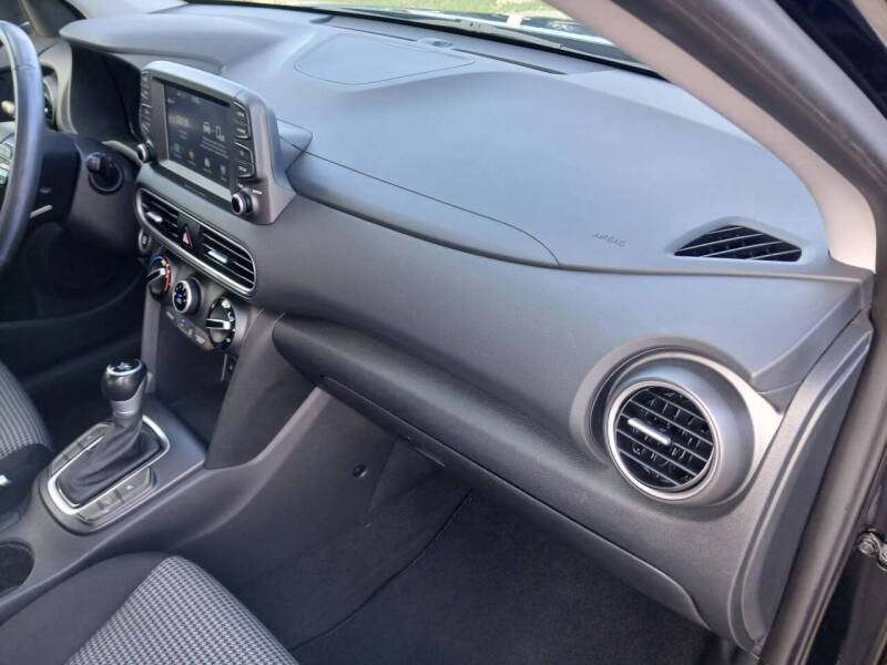 2021 Hyundai Kona SEL