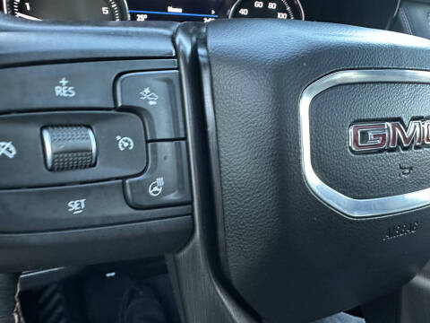 2021 GMC Yukon XL AT4