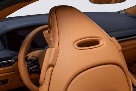 2024 Aston Martin DB12 Volante