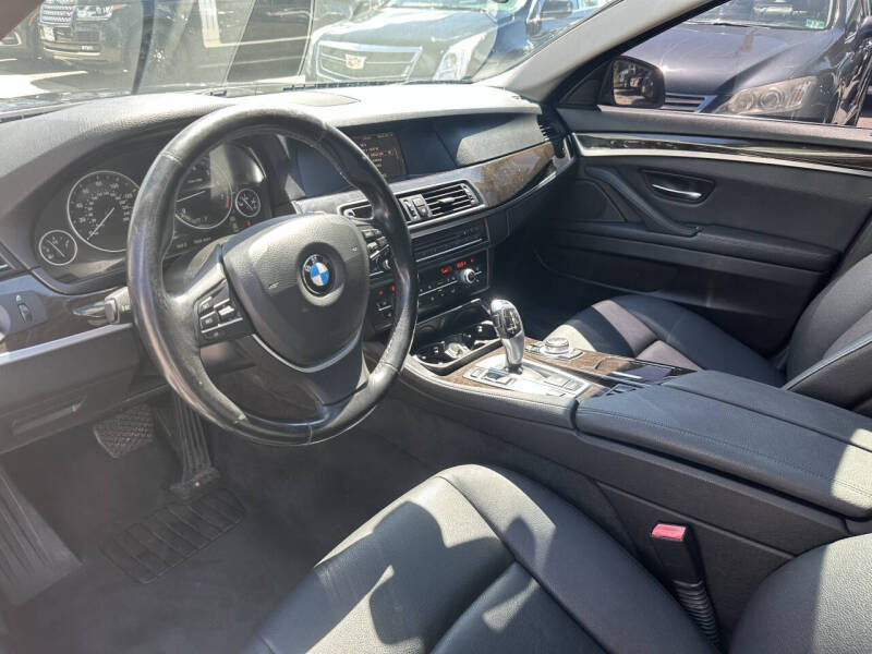 2013 BMW 5 Series 528i xDrive