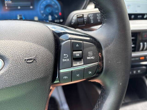 2025 Ford Escape Platinum
