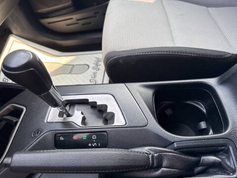 2017 Toyota RAV4 Hybrid XLE