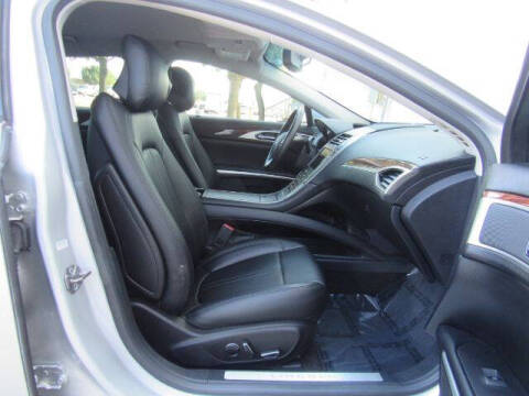 2016 Lincoln MKZ Hybrid