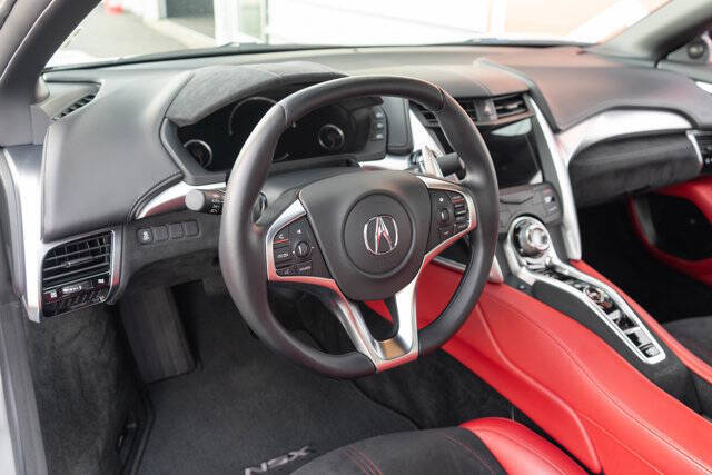 2018 Acura NSX 13