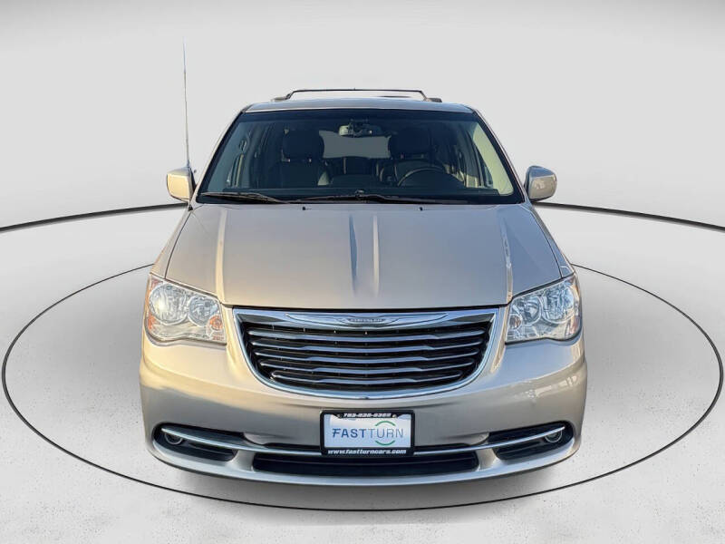 2015 Chrysler Town and Country Touring