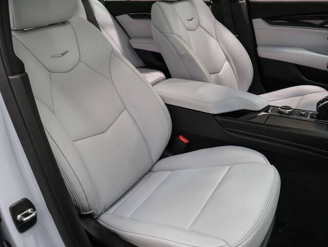 2022 Cadillac CT5 Premium Luxury