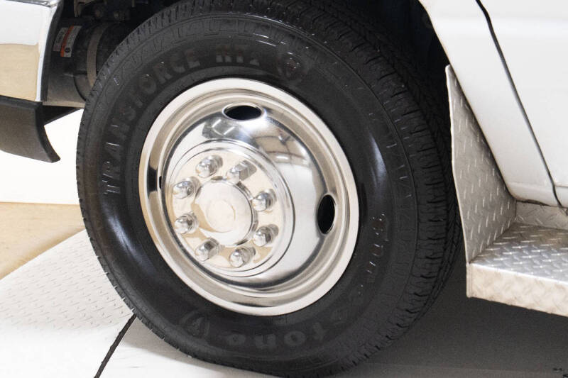 2010 Ford E-Series E-450 SD