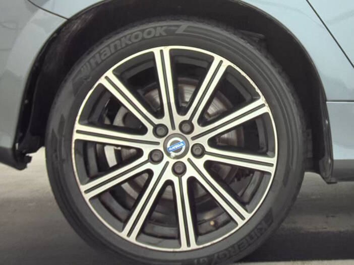 2018 Volvo S60 T5 Inscription Platinum