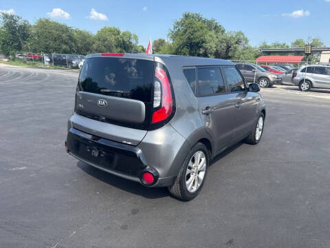 2016 Kia Soul +