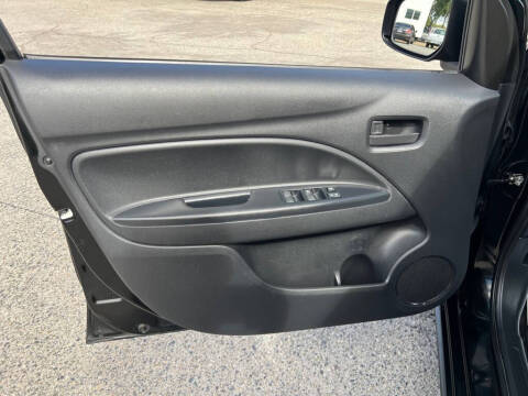 2017 Mitsubishi Mirage ES