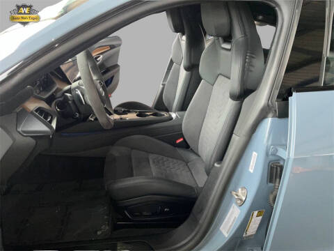 2023 Audi e-tron GT quattro Premium Plus