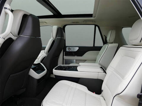 2023 Lincoln Navigator L Black Label