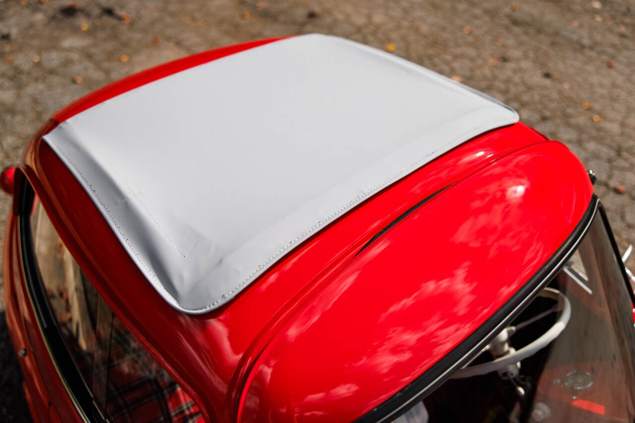 1957 BMW Isetta 28