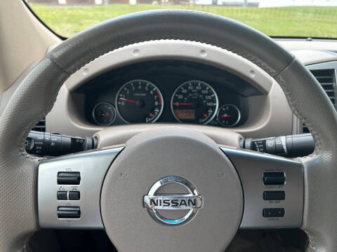 2009 Nissan Frontier LE