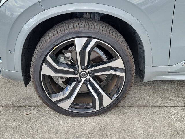 2025 Volvo XC90 B6 Ultra Bright Theme 7P