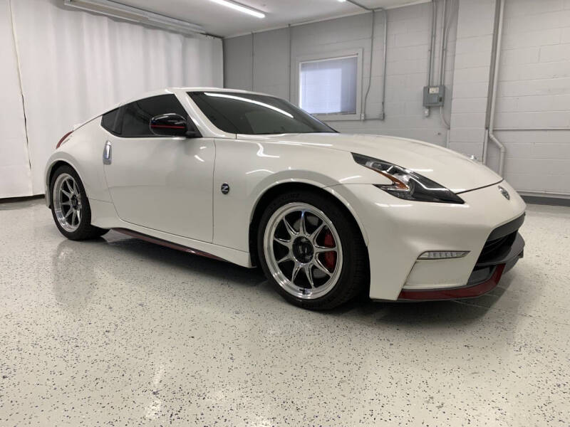 2016 Nissan 370Z Coupe NISMO photo 9