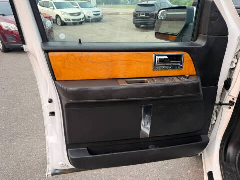 2014 Lincoln Navigator L
