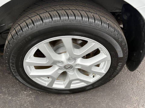 2011 Nissan Rogue SV