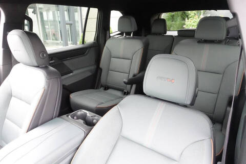2024 GMC Acadia AT4