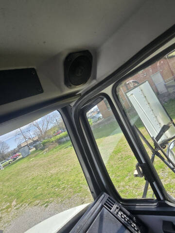 2000 Freightliner FL60